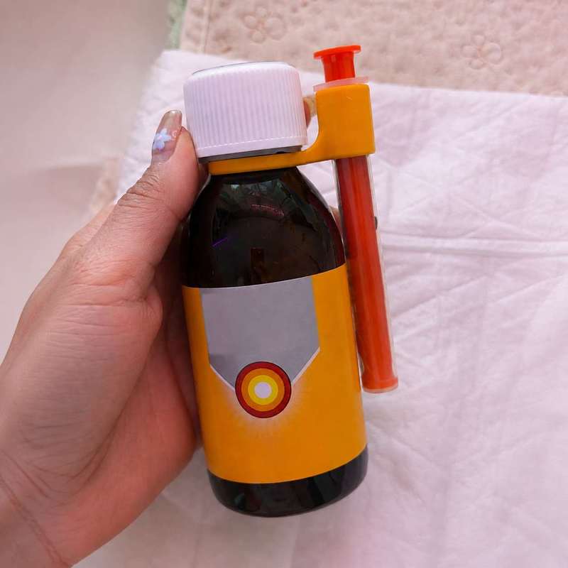 Soporte con clip para botella  - Kitchen Uncle reseña y precio
