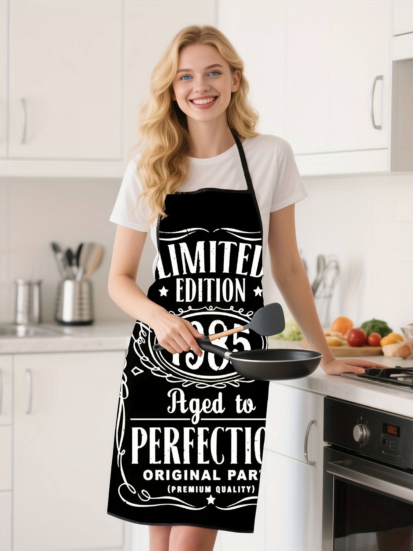 Un delantal de cocina con fond - Kitchen Baking Background reseña y precio